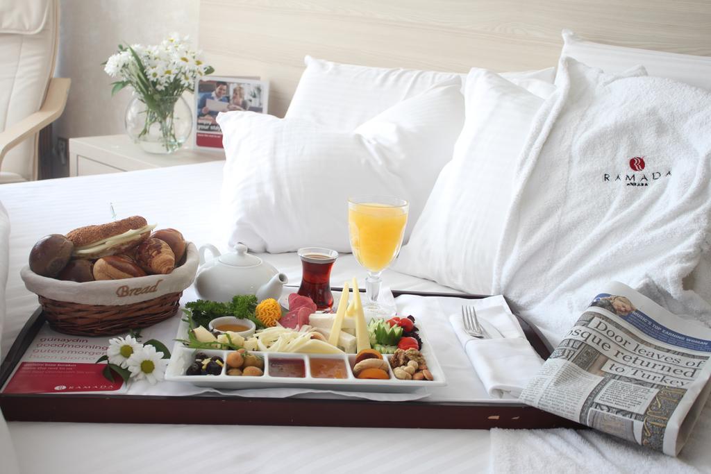 מלון Ramada By Wyndham אנקרה מראה חיצוני תמונה