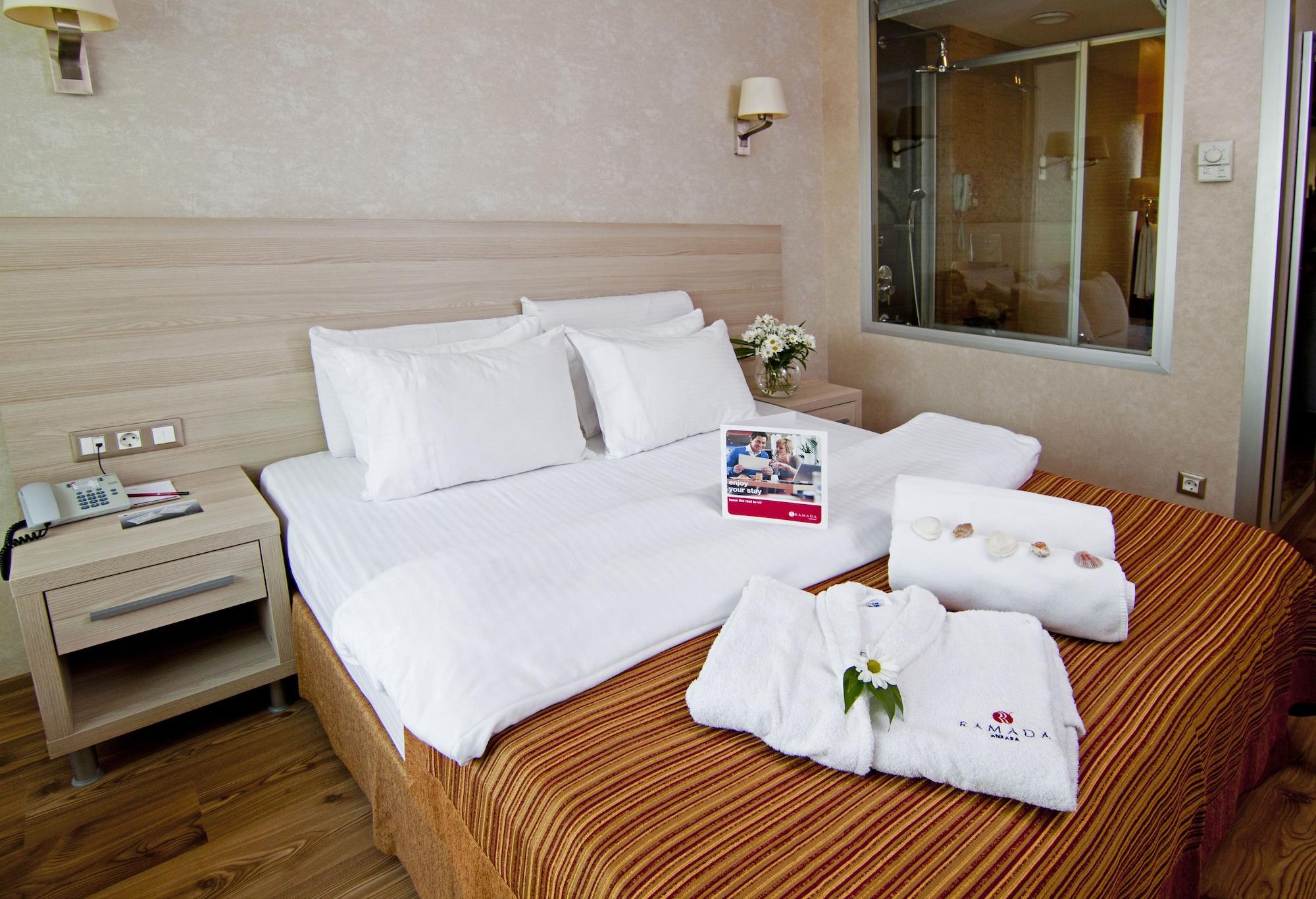 מלון Ramada By Wyndham אנקרה מראה חיצוני תמונה