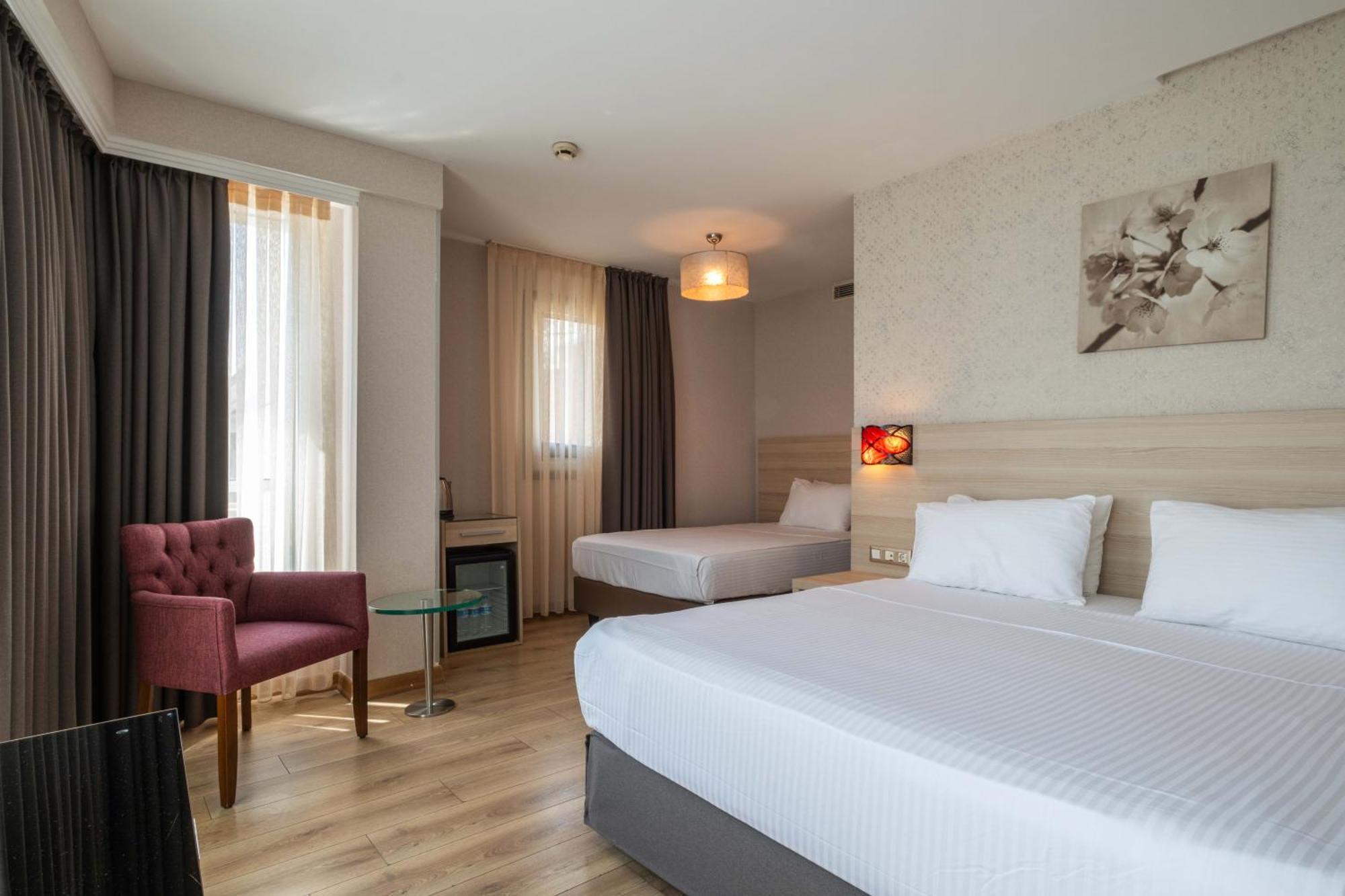 מלון Ramada By Wyndham אנקרה מראה חיצוני תמונה