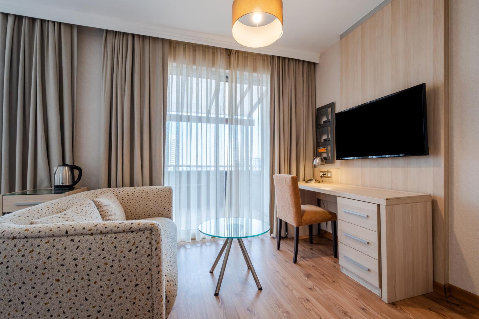 מלון Ramada By Wyndham אנקרה מראה חיצוני תמונה