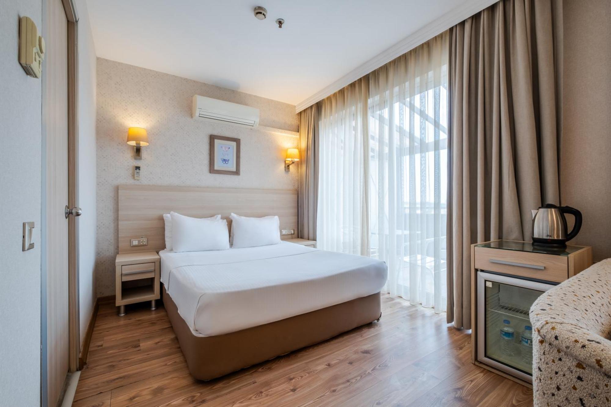 מלון Ramada By Wyndham אנקרה מראה חיצוני תמונה
