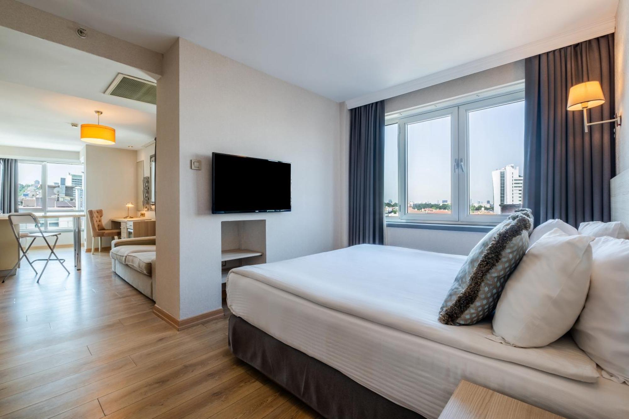 מלון Ramada By Wyndham אנקרה מראה חיצוני תמונה