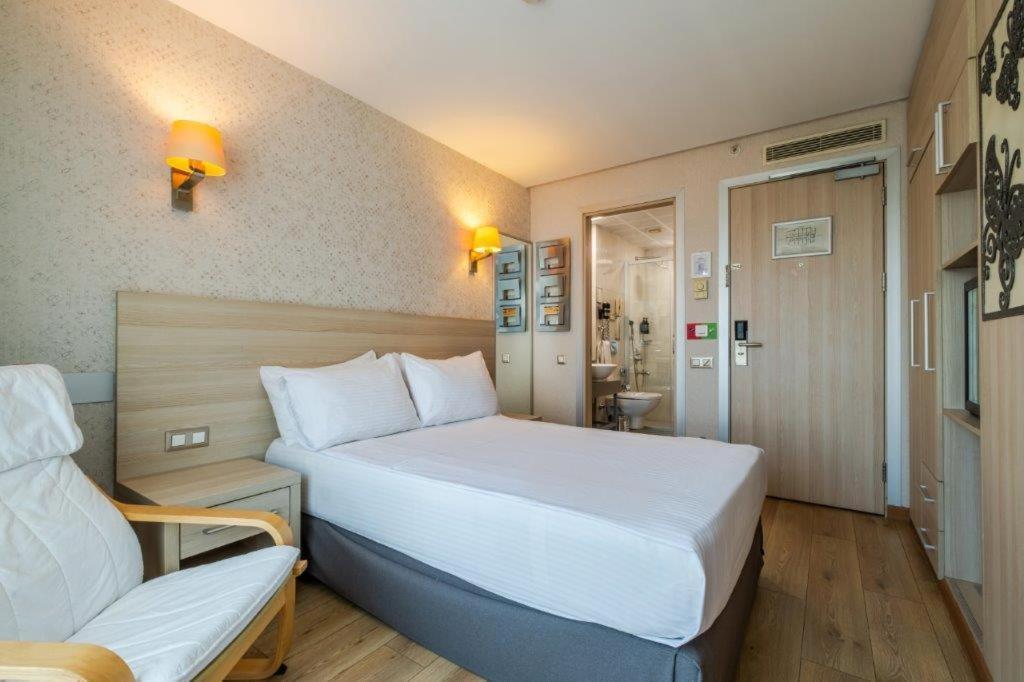 מלון Ramada By Wyndham אנקרה מראה חיצוני תמונה
